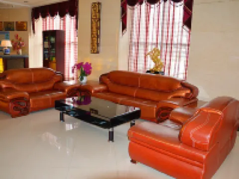 Lingtang Hotel (Lingtang County People's Government Second Middle School Branch) Hotel a Lintan