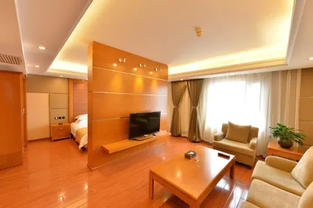 Ruierwei Hotel Chain (Beijing West Railway Station)