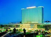 Lung Chuen International Hotel Hotels near Humen Railway Station