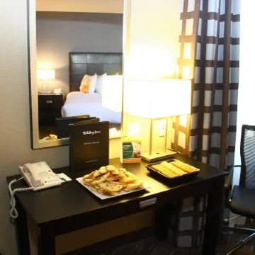 Holiday Inn ONTARIO AIRPORT by IHG