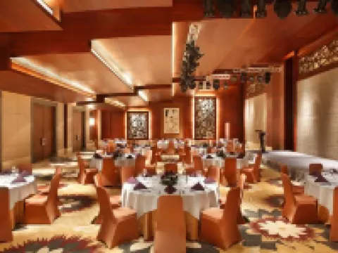 Four Points By Sheraton Shenzhou Peninsula Hotels in Wanning