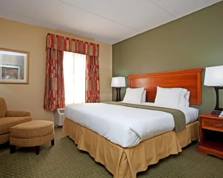 Holiday Inn Express & Suites CONOVER (HICKORY AREA) by IHG Hotels in Conover