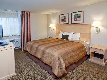 Candlewood Suites Minot