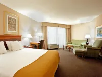 Holiday Inn Express & Suites Chicago-Midway Airport