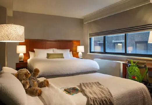 Courtyard New York Manhattan/Fifth Avenue Отели рядом с достопримечательностью «Рокфеллеровский центр»