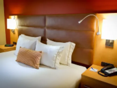 Holiday Inn Express & Suites FREMONT - MILPITAS CENTRAL by IHG Hotels in Fremont