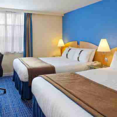 Holiday Inn Ellesmere Port - Cheshire Oaks Rooms