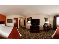 Holiday Inn Express QUEENS - MASPETH by IHG Hotels near Bushwick