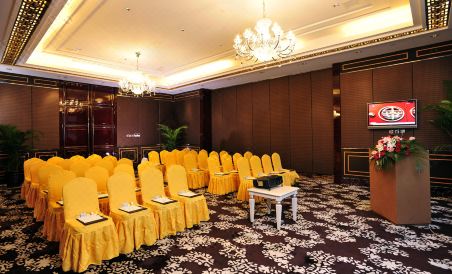 Wealthy All Suite Hotel - Housity