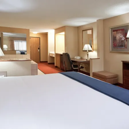 Holiday Inn Express MT. VERNON by IHG