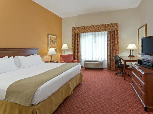 Holiday Inn Express & Suites Silver Springs-Ocala Hotels in Marion County