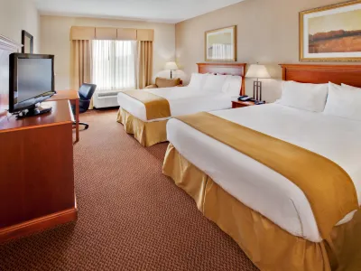 Holiday Inn Express & Suites Sheldon