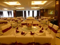 Grand Emperor Hotel