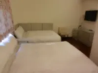 Ruei Gung Business Hotel