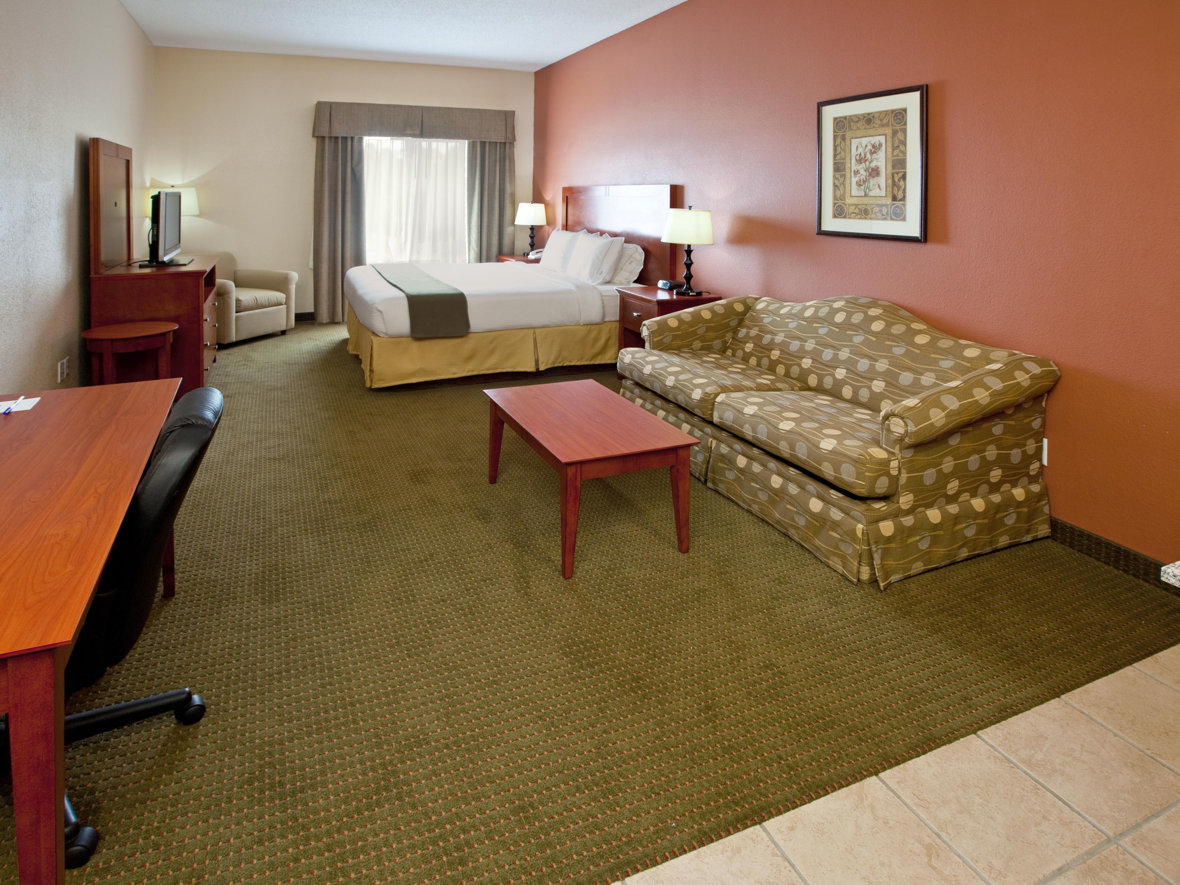 Holiday Inn Express Hotel & Suites Bedford, an Ihg Hotel