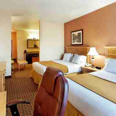 Holiday Inn Express & Suites KALISPELL by IHG Rooms