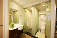 Baolong Homelike Hotel (Shanghai Railway Station Zhongshan North Road) Hotel a Shanghai
