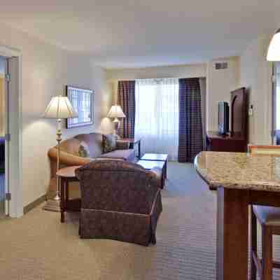 Staybridge Suites Indianapolis-Carmel Rooms