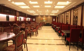 Huilong Business Hotel