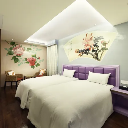 Shi Chi Hotel Отели рядом с достопримечательностью «Станция метро Ecological District»