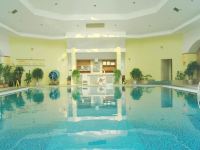 上海人济酒店 - 室内游泳池