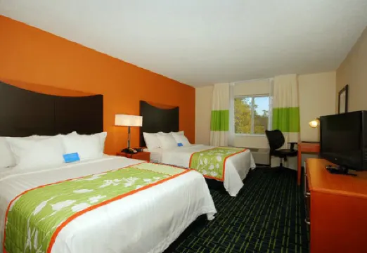 坎圖萬楓套房酒店