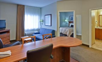 Candlewood Suites Buffalo Amherst