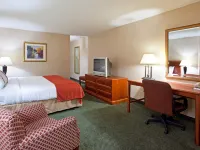 Holiday Inn Cincinnati-Riverfront Hotel di Covington