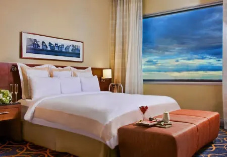 Montreal Airport Marriott in-Terminal Hotel