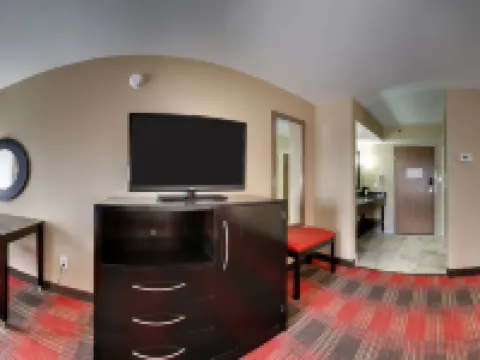 Holiday Inn Express & Suites JACKSON DOWNTOWN - COLISEUM by IHG Hotels in Jackson