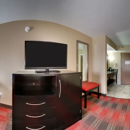 Holiday Inn Express & Suites JACKSON DOWNTOWN - COLISEUM by IHG