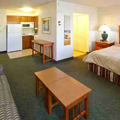 ステイブリッジ スイーツ サウス スプリングフィールド by IHG Rooms