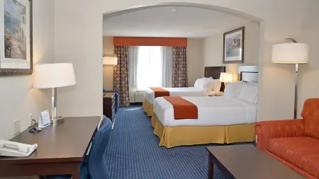 Holiday Inn Express & Suites Hinton