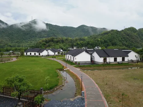 羅陵灣自駕民宿