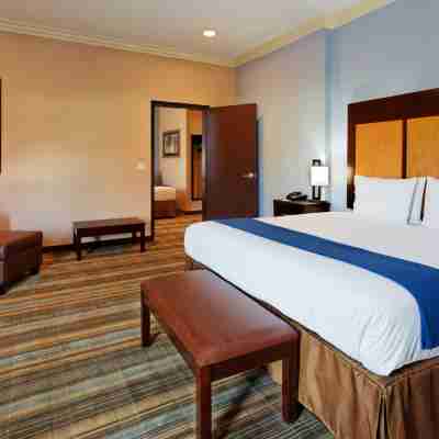 Holiday Inn Express Benicia Rooms