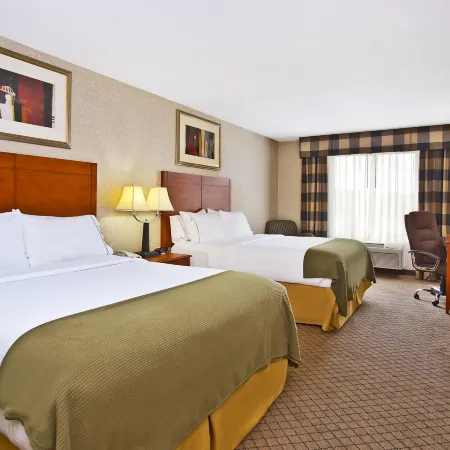 Holiday Inn Express & Suites GOSHEN by IHG