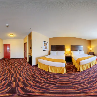 Holiday Inn Express & Suites GRANBURY by IHG Hotels near Shanley Park Sculpture Garden