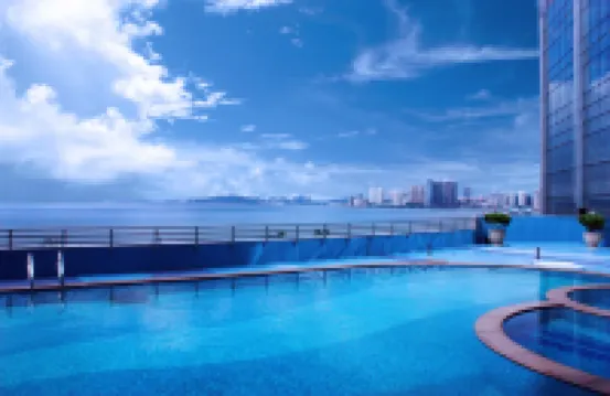 珠海慶華国際ホテル（拱北口岸カップル南路）