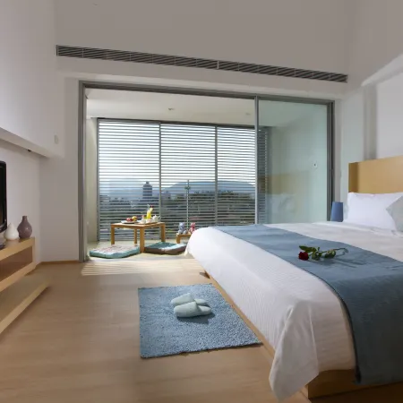 Hotel Double One Отели рядом с достопримечательностью «Бэйтоу»