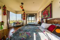 Husband Wife Friendly Bed and Breakfast Hotels near Changpi Lake