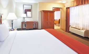 Holiday Inn Express & Suites Barstow-Outlet Center