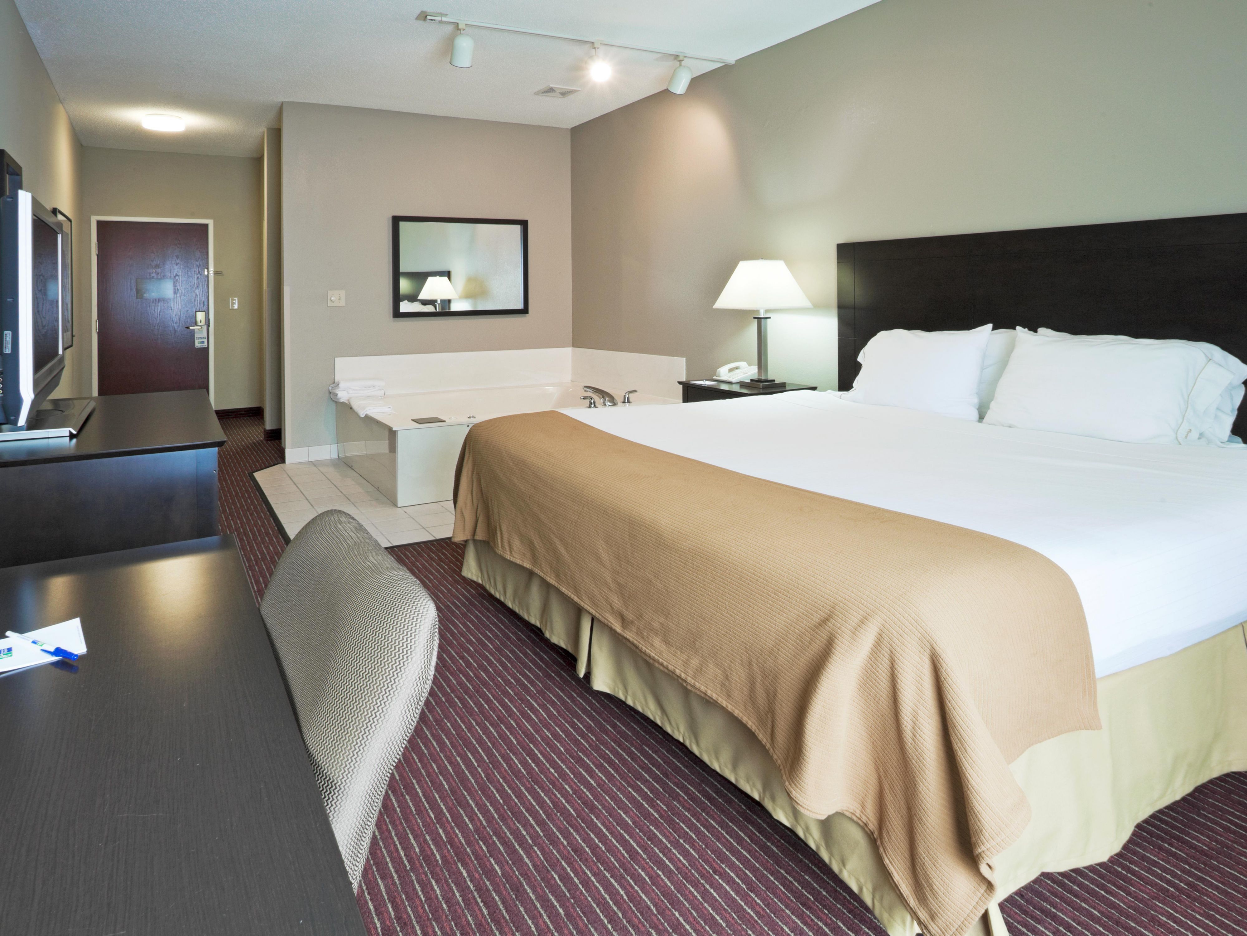 Holiday Inn Express Fort Wayne - East - New Haven, an Ihg Hotel