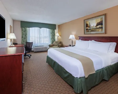 Holiday Inn Express & Suites SELMA by IHG Hotels in Selma