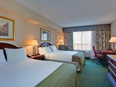 Holiday Inn Express & Suites Milton Hôtels à : Milton