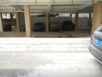 Bama Shanshui Bipoyuan Hotel - parking