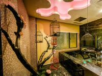 佛山陶花园艺宿馆精品主题酒店(中国陶瓷城店) - 汽车精致双床房
