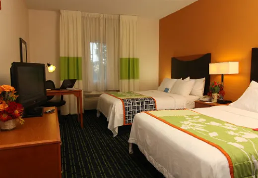 AmericInn by Wyndham St. Cloud MN Shopping Area