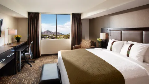 Holiday Inn & Suites PHOENIX AIRPORT NORTH by IHG in Phoenix