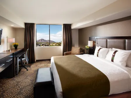 Holiday Inn & Suites Phoenix Airport North Отели в г. Финикс