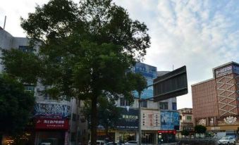 Nanwei Business Hotel